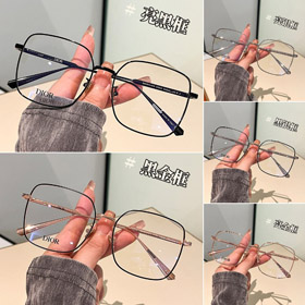 Dior's new large-framed pure titanium glasses-6109  